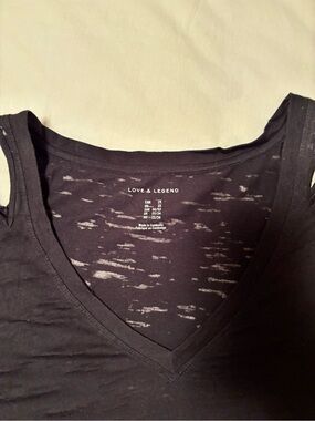 Love & Legend Black V-Neck Burnout Tank Top